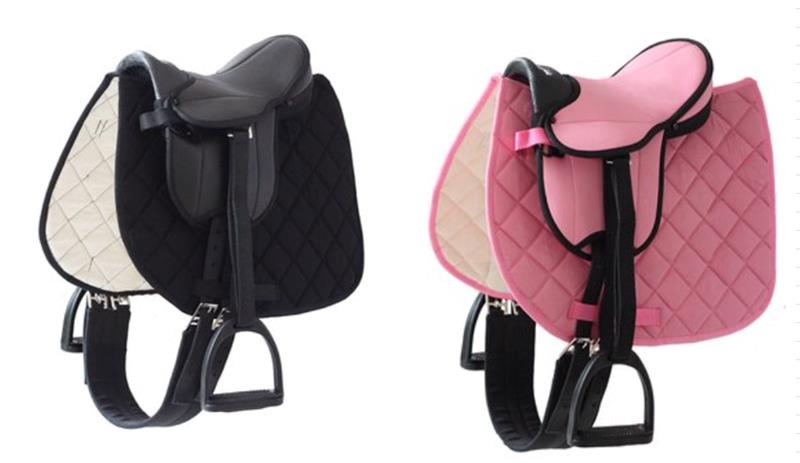 sweety toys 13647 sattel mit steigbügeln und satteldecke- geeignet für stehpferde 105cm - in schwarz oder pink